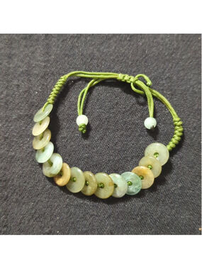 Green Aventurine Gemstone Overlapping Disc Slide Knot Style Statement Bracelet